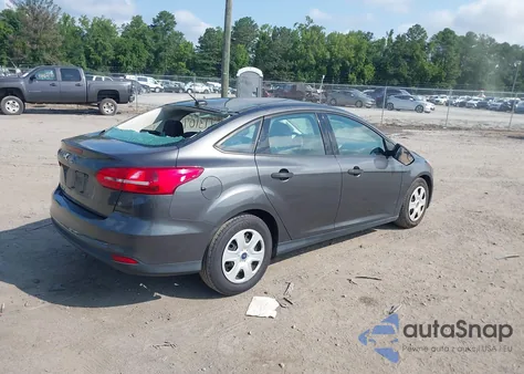 2018 Ford Focus S из США, поврежденный, VIN 1FADP3E26JL266668